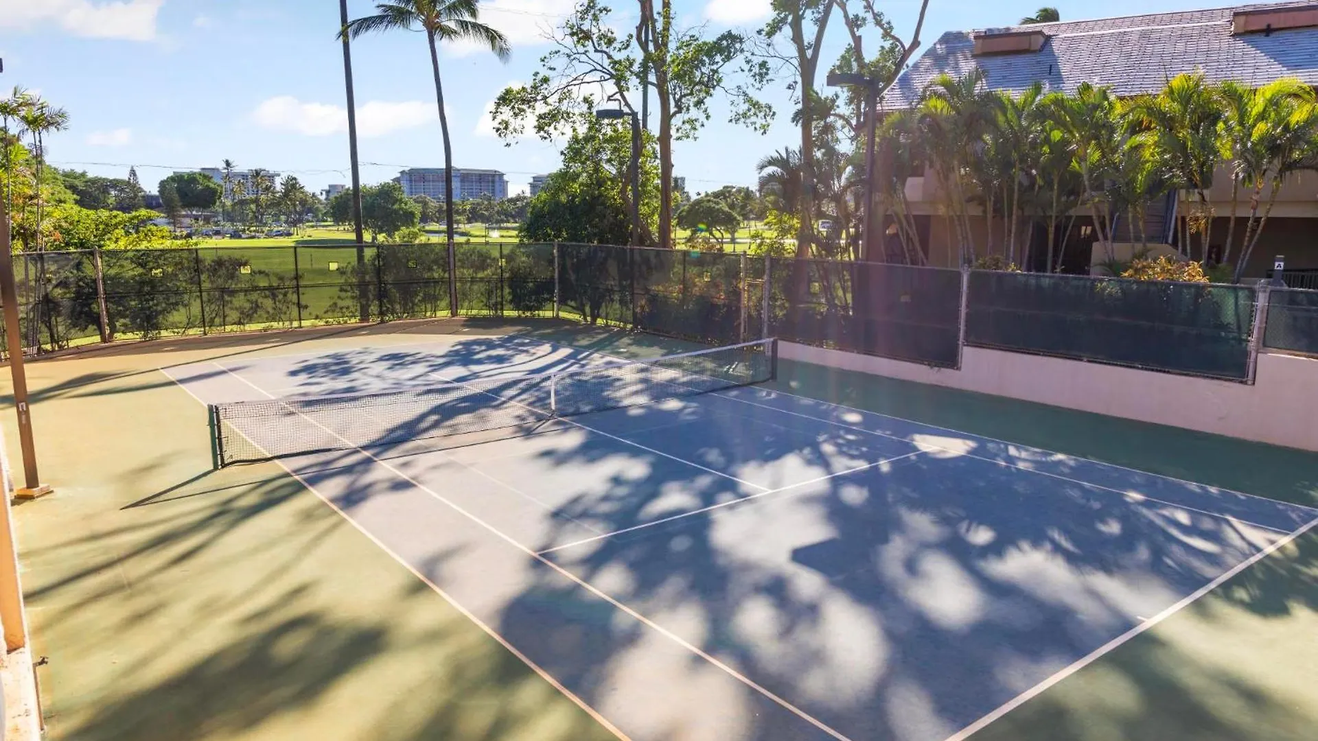 Ocean Bliss Awaits - Spacious Lanai - Outdoor Grill - Golf Course Views Lahaina United States