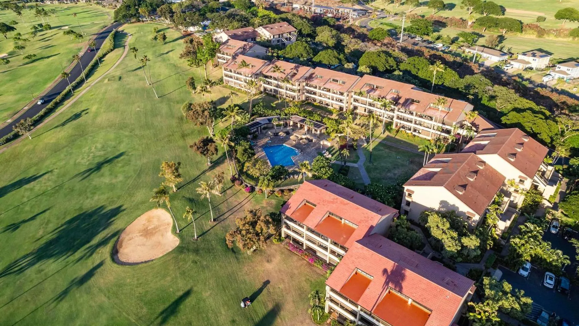 Ocean Bliss Awaits - Spacious Lanai - Outdoor Grill - Golf Course Views Lahaina 0*,  United States