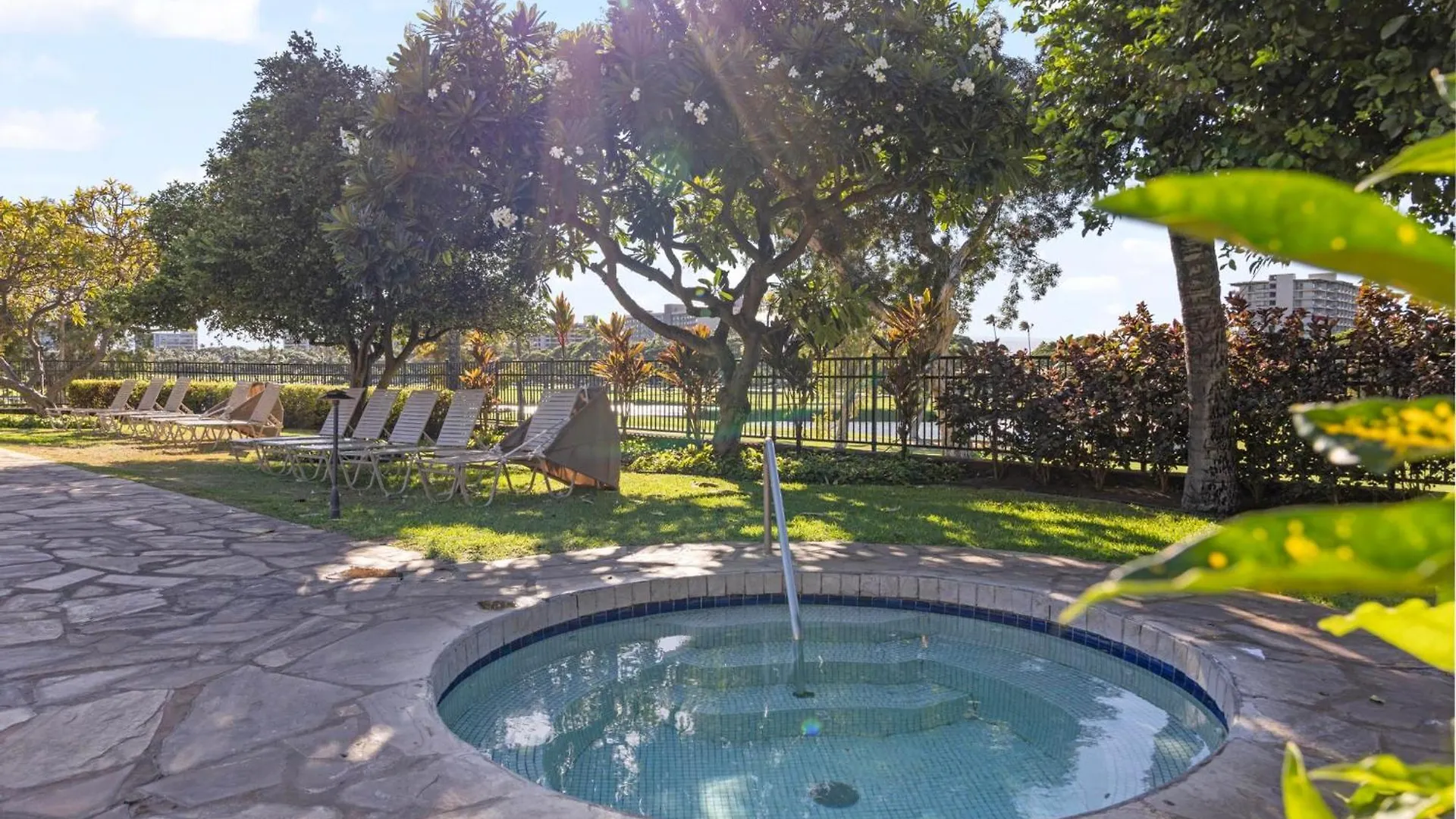 Ocean Bliss Awaits - Spacious Lanai - Outdoor Grill - Golf Course Views Lahaina United States