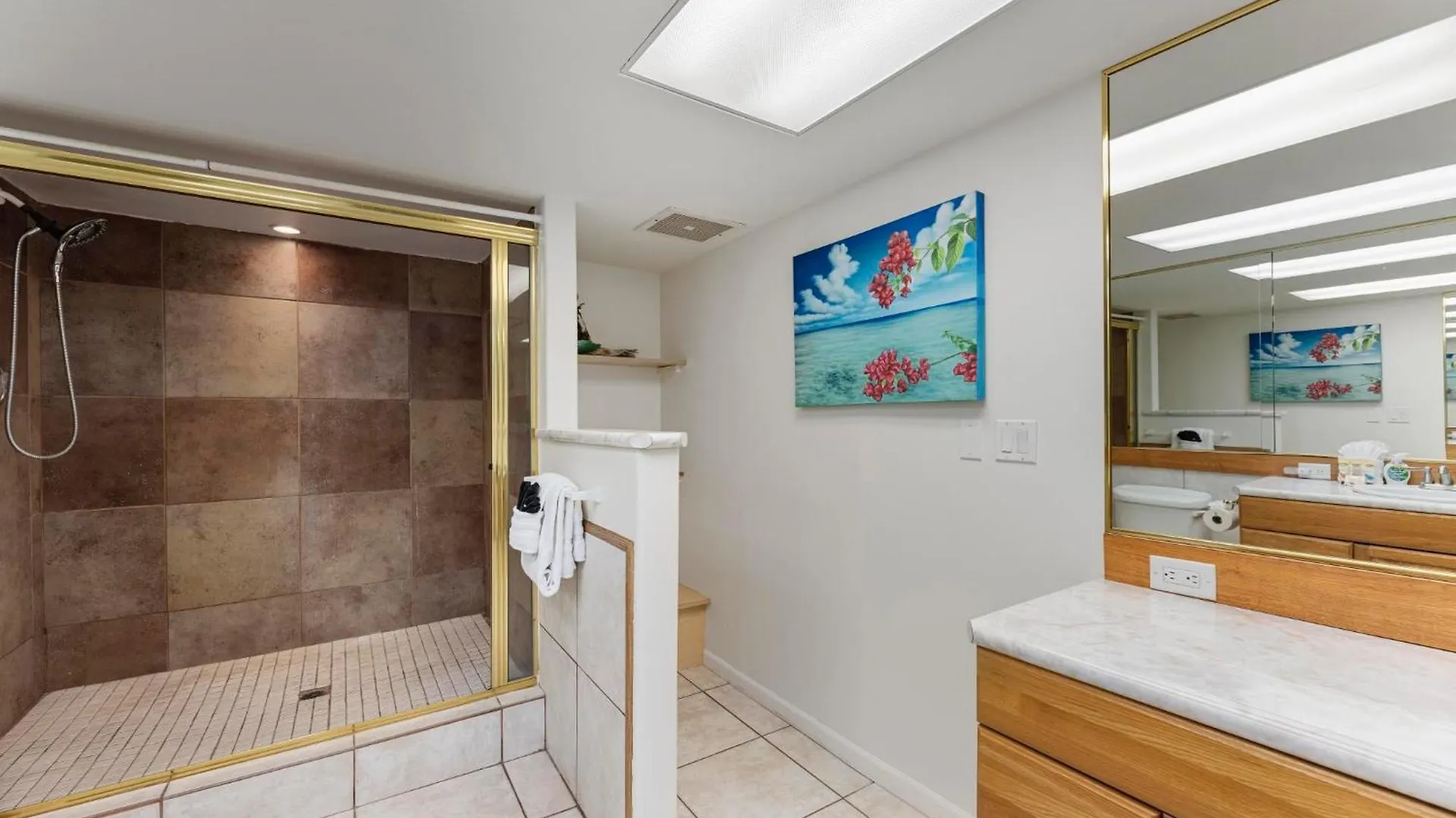 Ocean Bliss Awaits - Spacious Lanai - Outdoor Grill - Golf Course Views Lahaina Holiday home