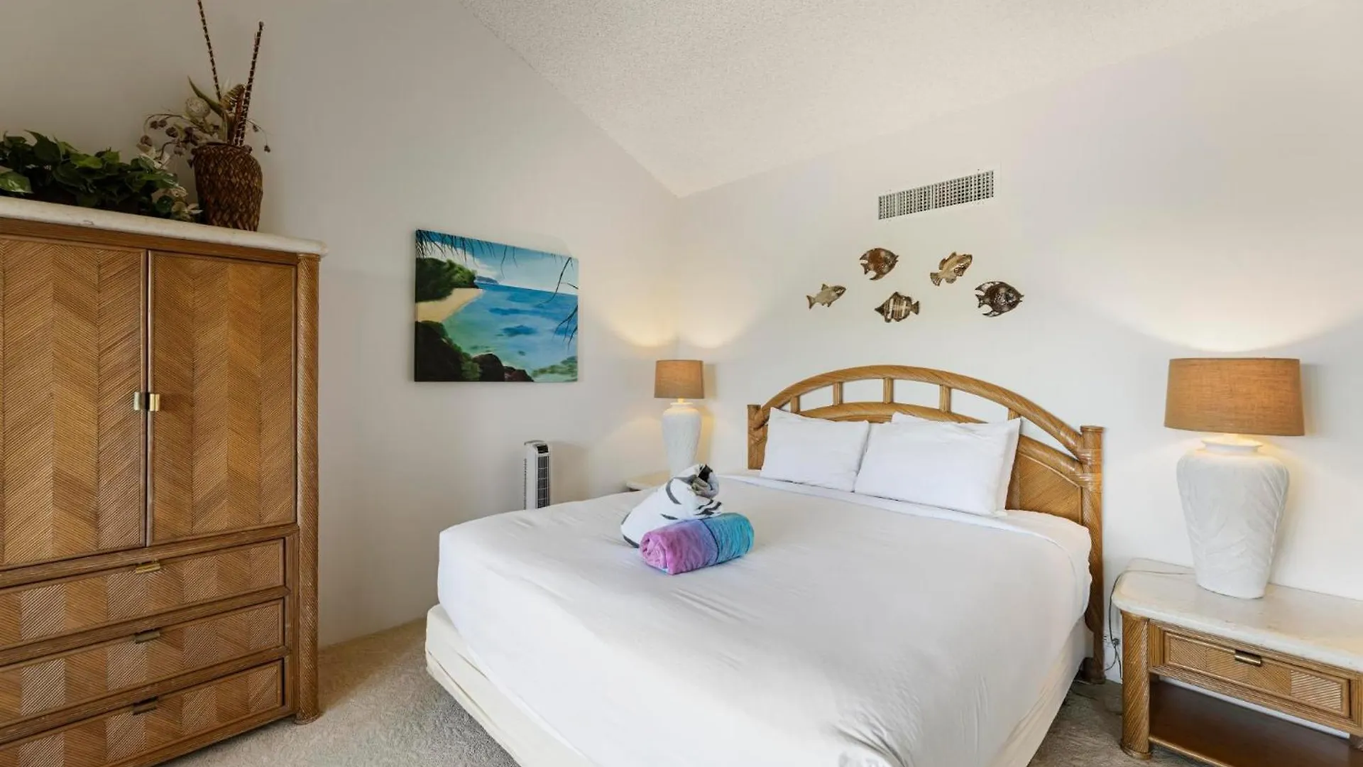 Ocean Bliss Awaits - Spacious Lanai - Outdoor Grill - Golf Course Views Lahaina
